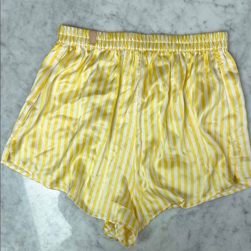 Lunya PJ  Set - Picture 6 of 6